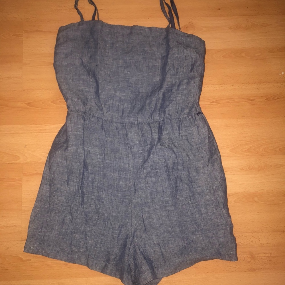 3 for 20$- Cynthia Rowley jumpsuit- S- 100% linen